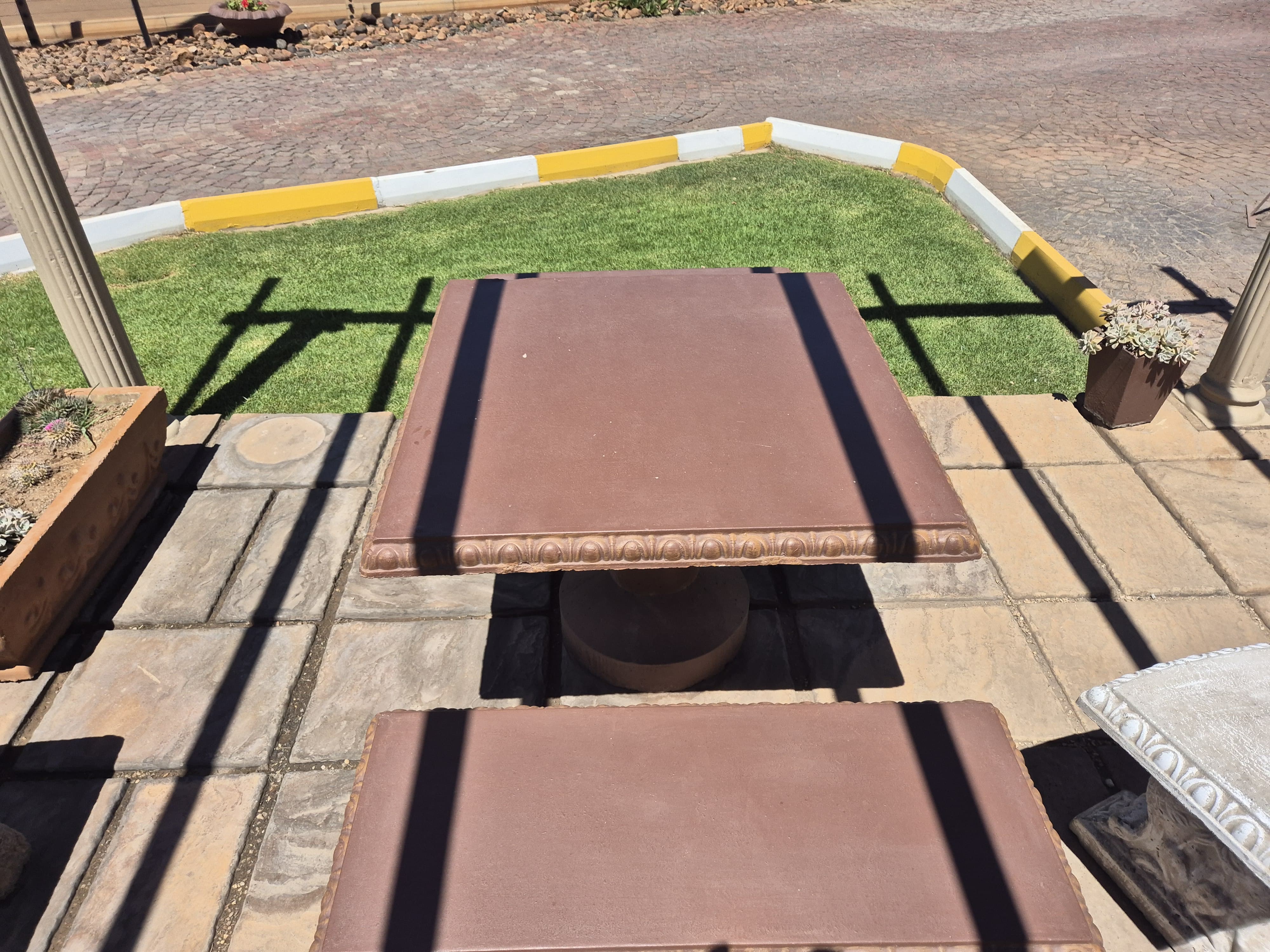 Precast Table Image 3